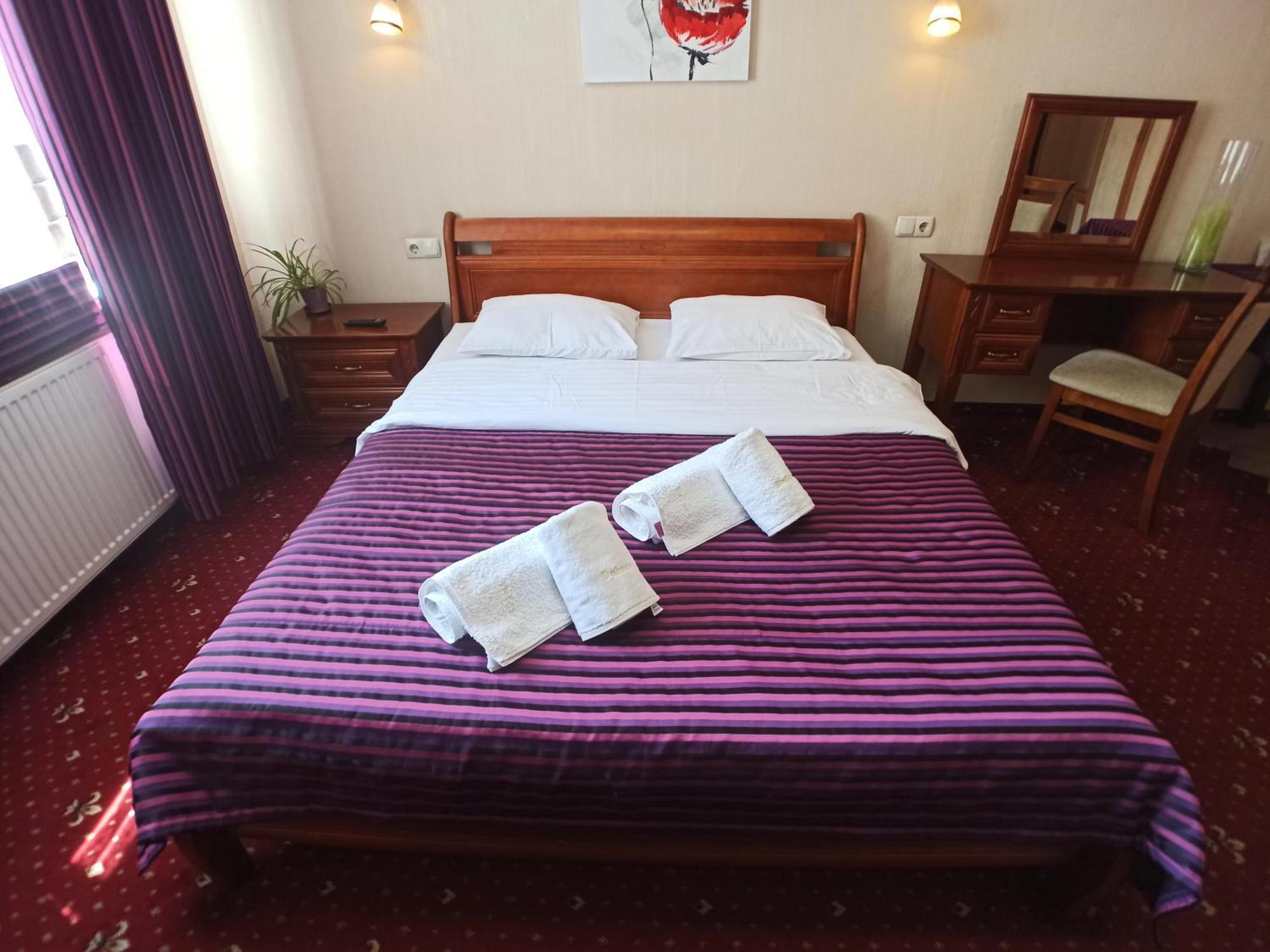 Apartments Deluxe ايفانو - فرانكيفسك الغرفة الصورة
