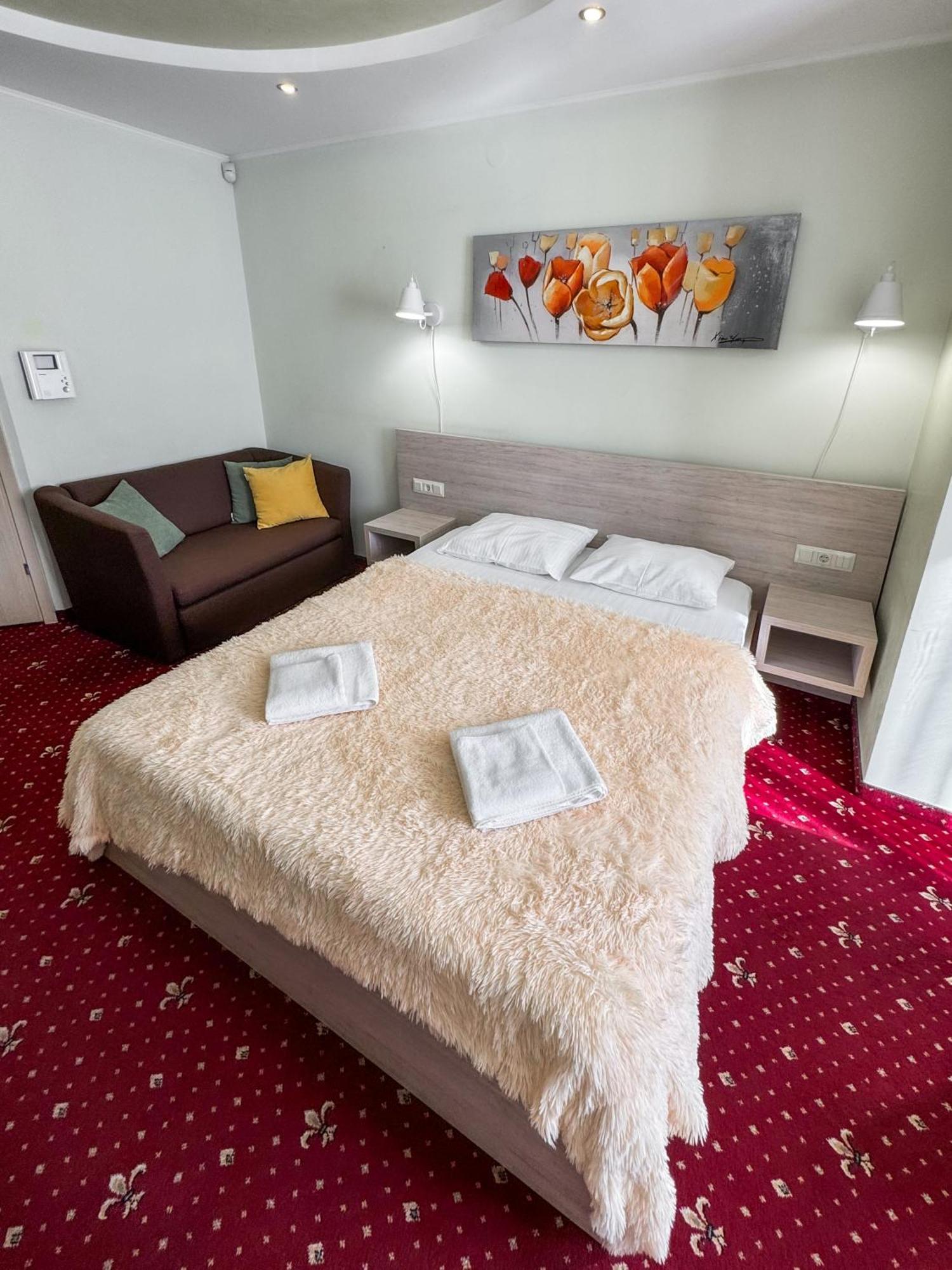 Apartments Deluxe ايفانو - فرانكيفسك المظهر الخارجي الصورة