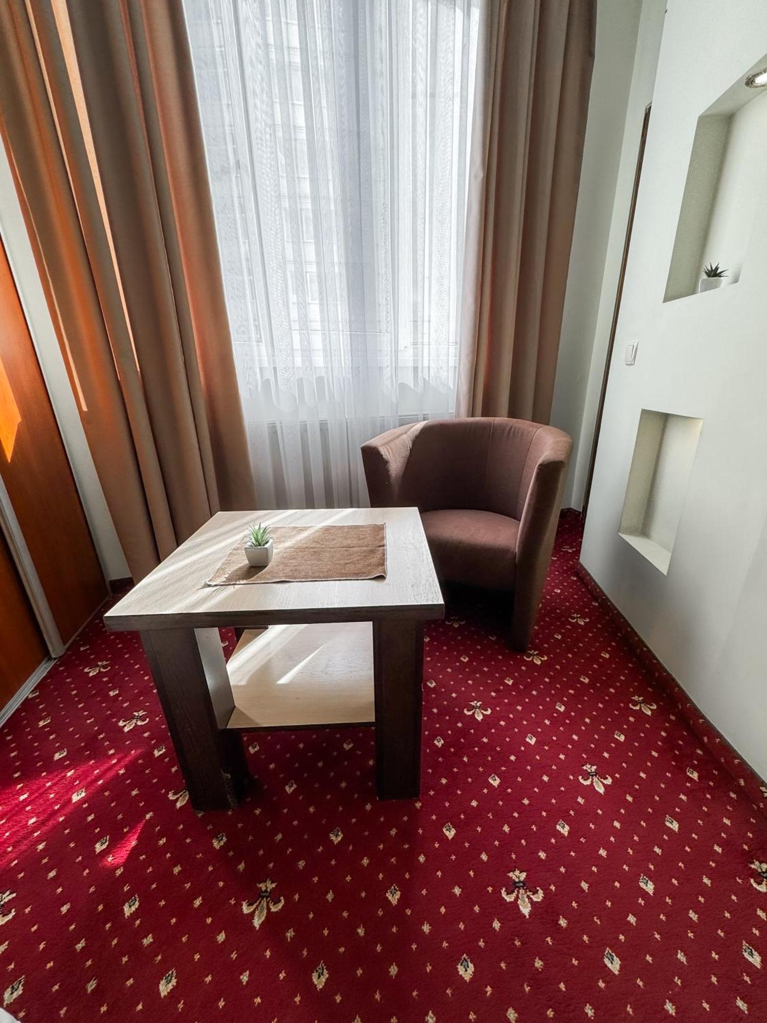 Apartments Deluxe ايفانو - فرانكيفسك المظهر الخارجي الصورة