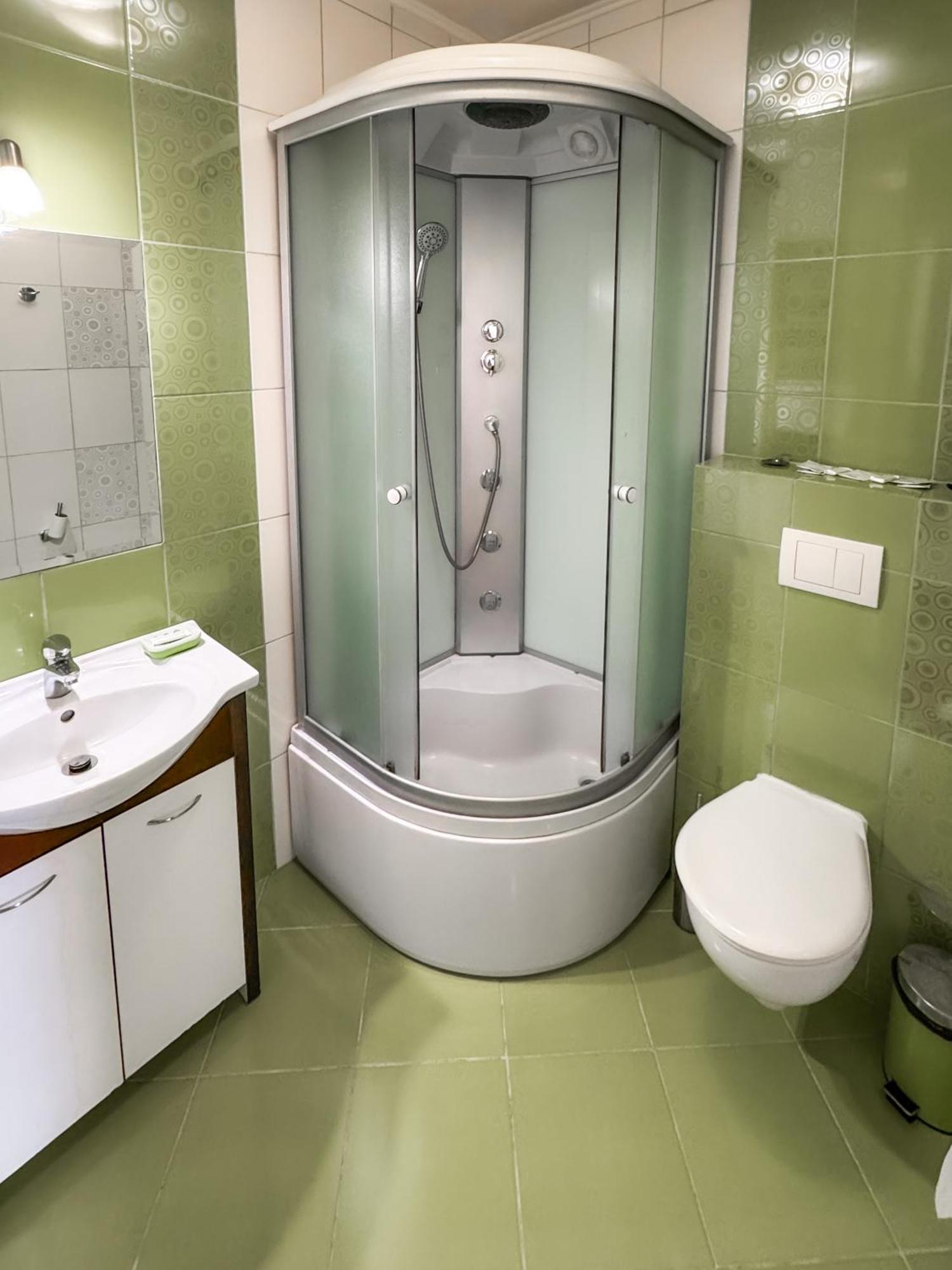 Apartments Deluxe ايفانو - فرانكيفسك المظهر الخارجي الصورة