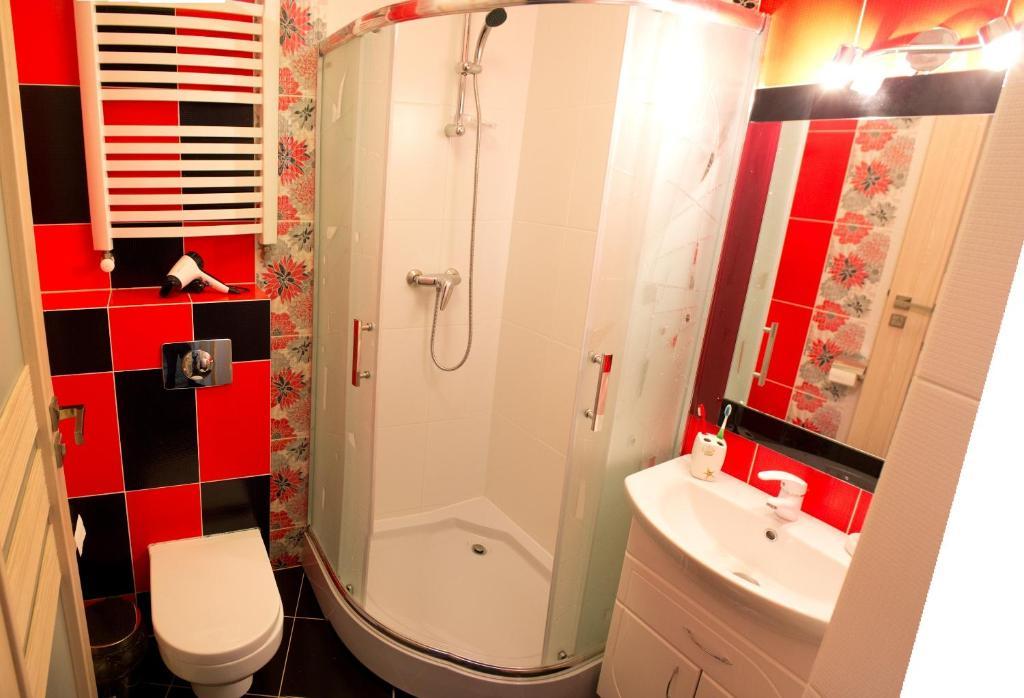 Apartments Deluxe ايفانو - فرانكيفسك الغرفة الصورة